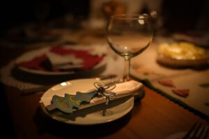 大人ニキビとたるみ、季節の変わり目による肌荒れの対策は？