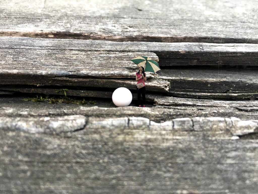 大人ニキビとたるみ毛穴のたるみ対策にはどんな方法がある？